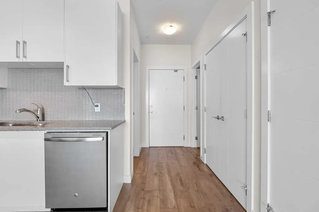 20 Sage Hill Terrace NW Calgary AB T3R 0W8