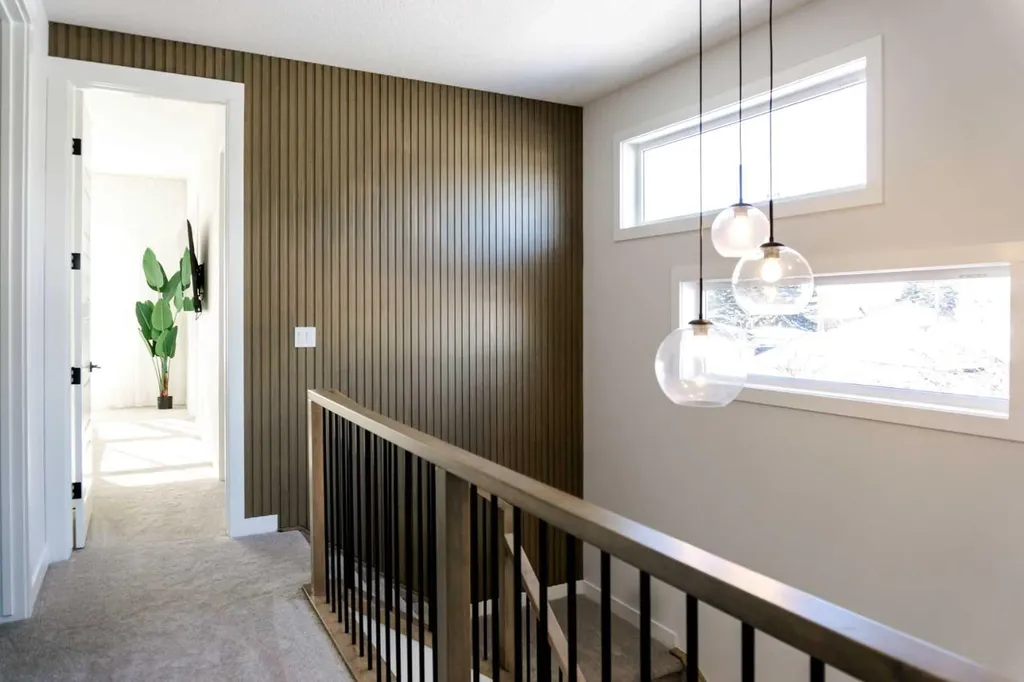 1141 Richland Road NE Calgary AB T2E 5M3