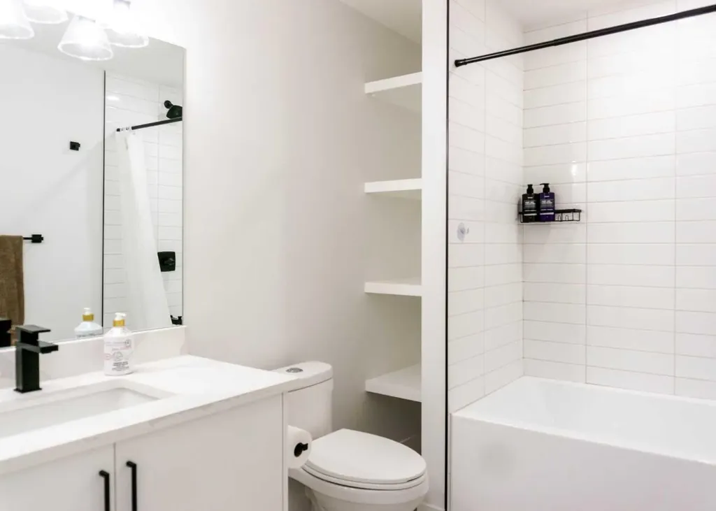 1141 Richland Road NE Calgary AB T2E 5M3