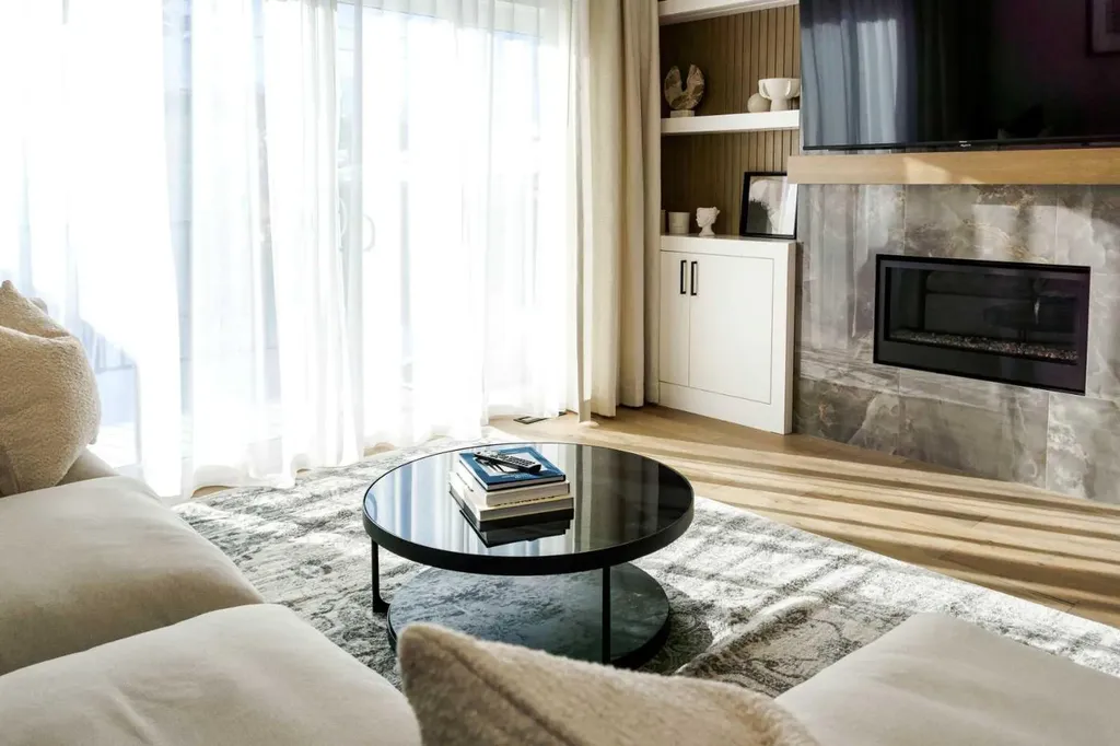1141 Richland Road NE Calgary AB T2E 5M3