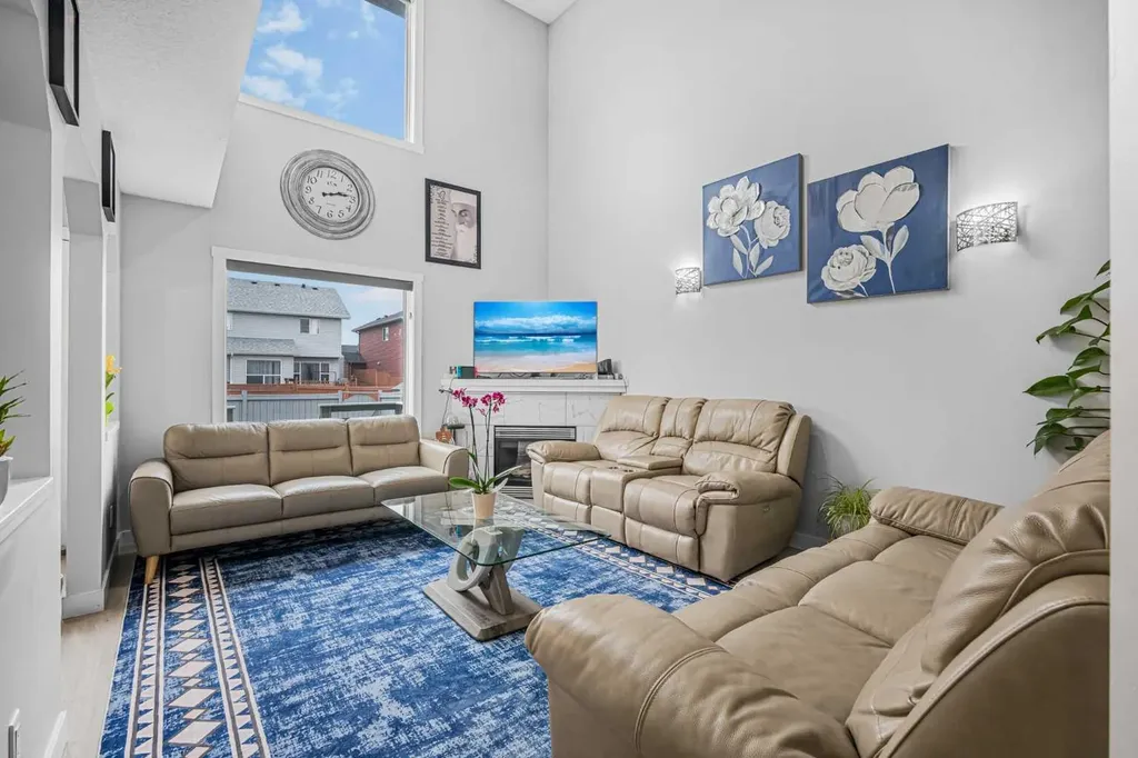 31 Saddleback Way NE Calgary AB T3J 4K4