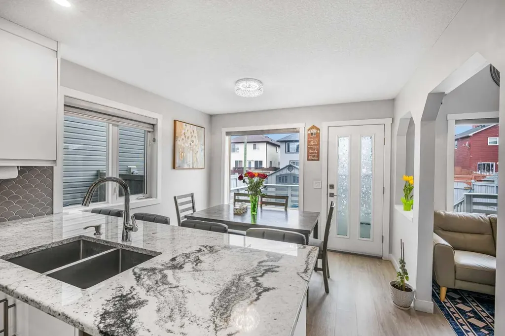 31 Saddleback Way NE Calgary AB T3J 4K4
