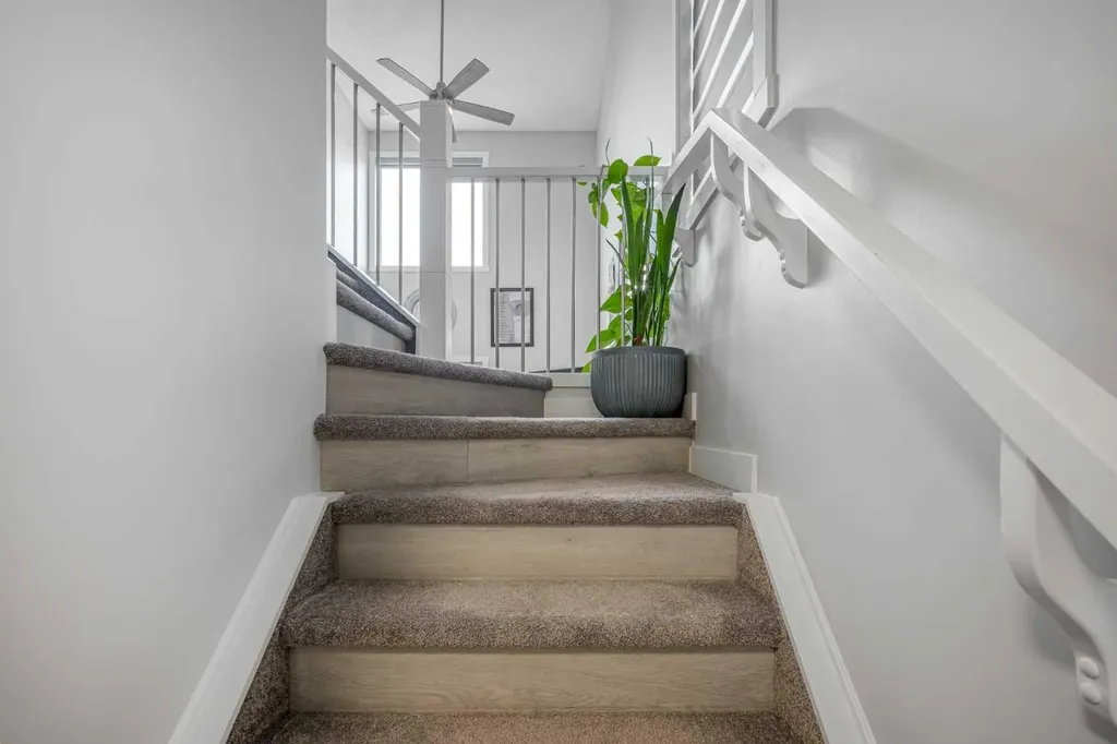 31 Saddleback Way NE Calgary AB T3J 4K4