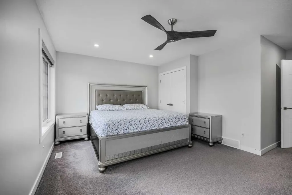 31 Saddleback Way NE Calgary AB T3J 4K4
