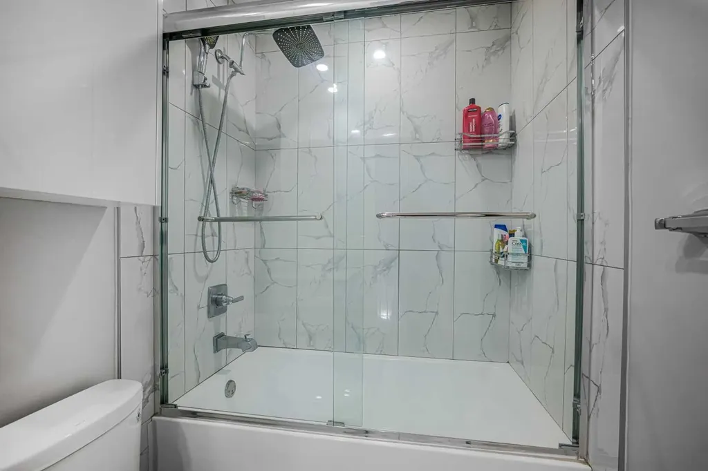 31 Saddleback Way NE Calgary AB T3J 4K4