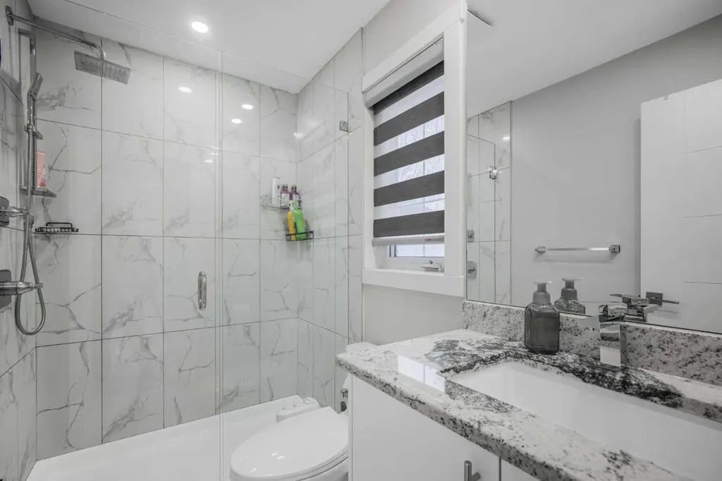 31 Saddleback Way NE Calgary AB T3J 4K4