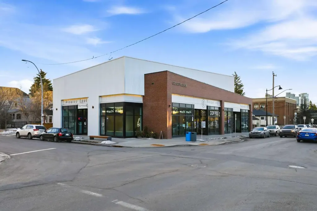 68 7 Street NE Calgary AB T2E 4B7