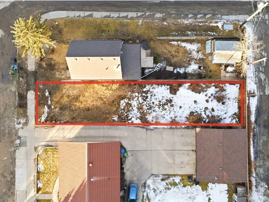 68 7 Street NE Calgary AB T2E 4B7