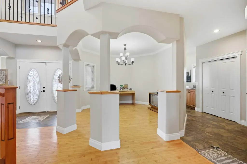 280135 Township Road 242 SE Chestermere AB T1X 0M5