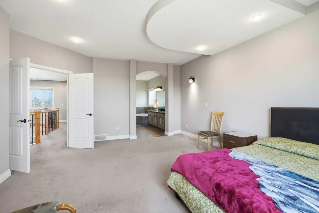 280135 Township Road 242 SE Chestermere AB T1X 0M5