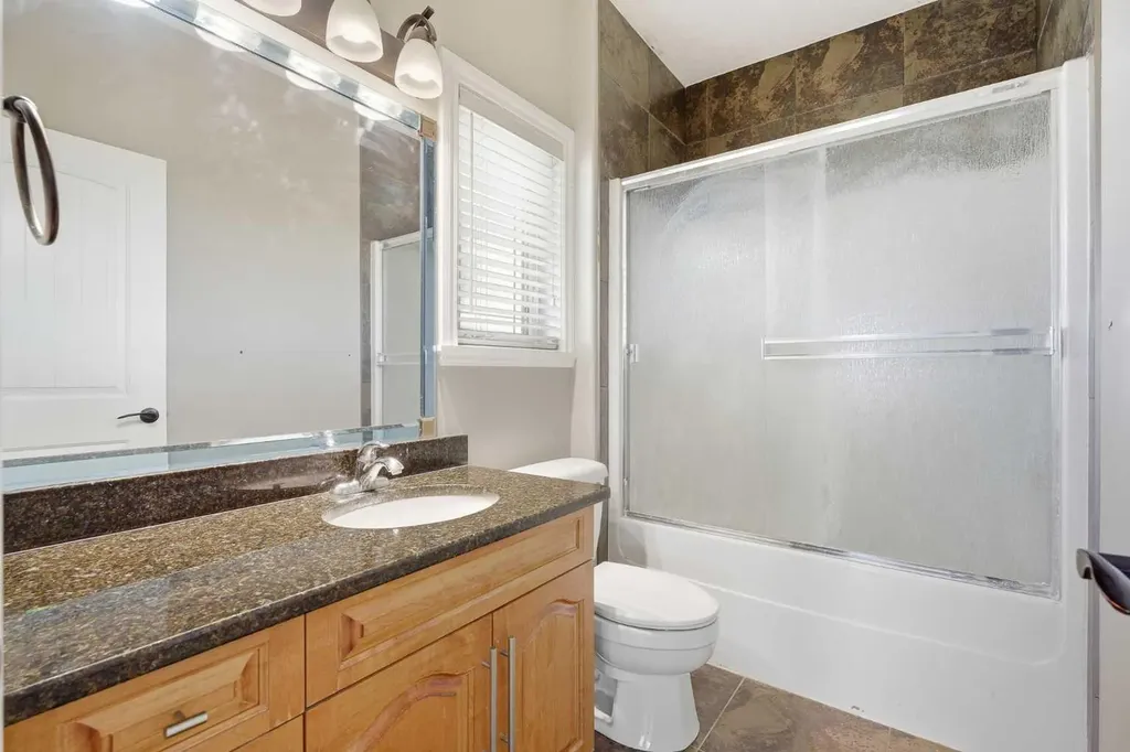 280135 Township Road 242 SE Chestermere AB T1X 0M5