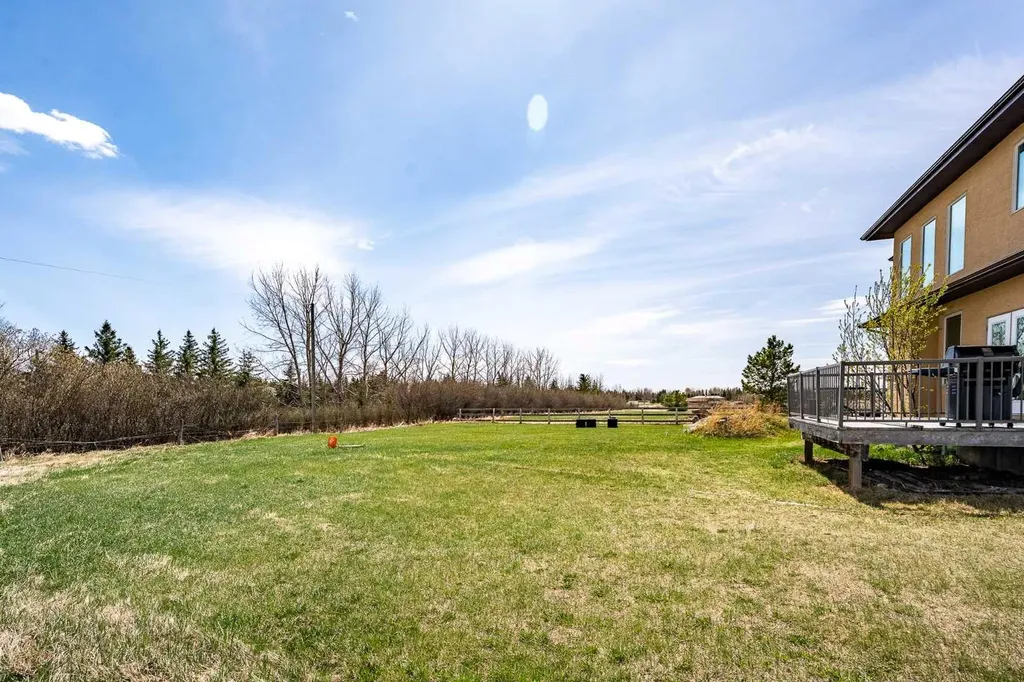 280135 Township Road 242 SE Chestermere AB T1X 0M5