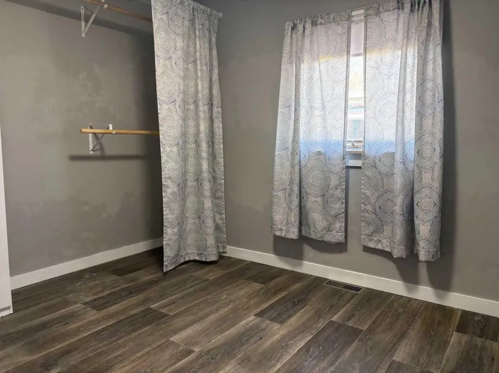 6314 48 Street Taber AB T1G 1J3