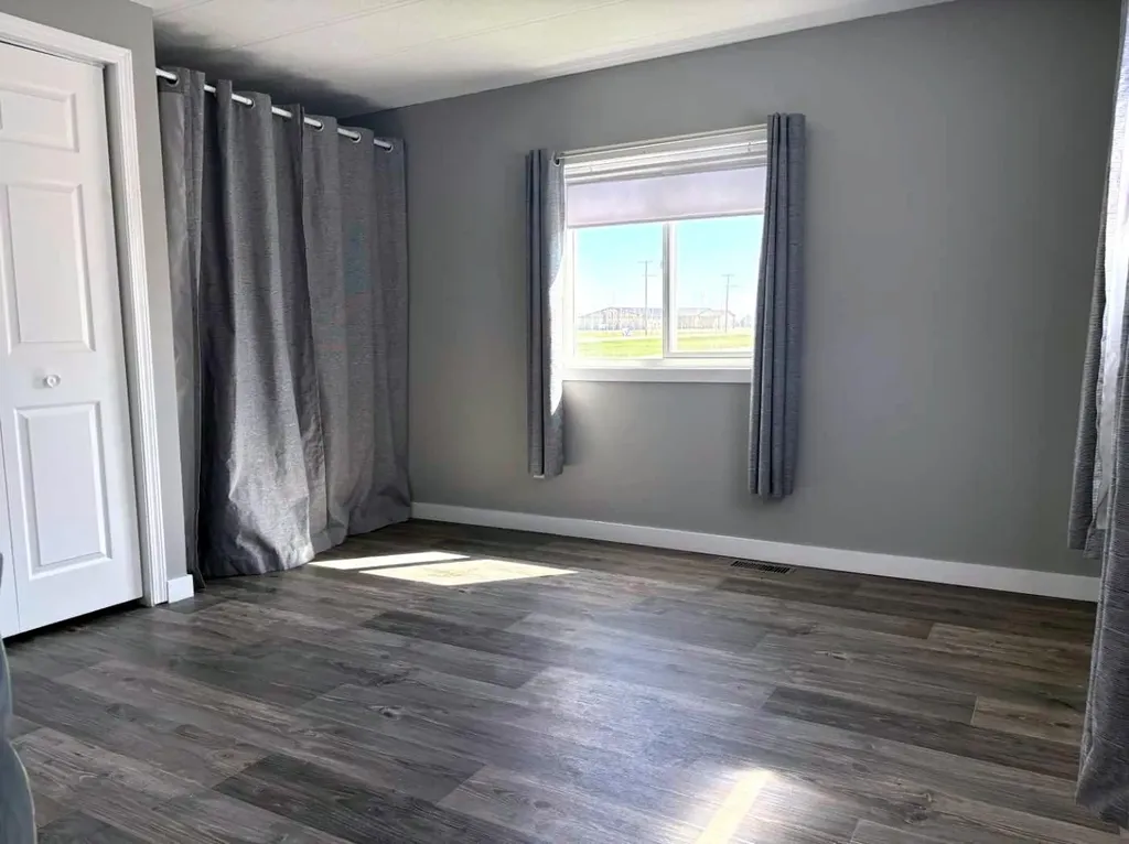 6314 48 Street Taber AB T1G 1J3