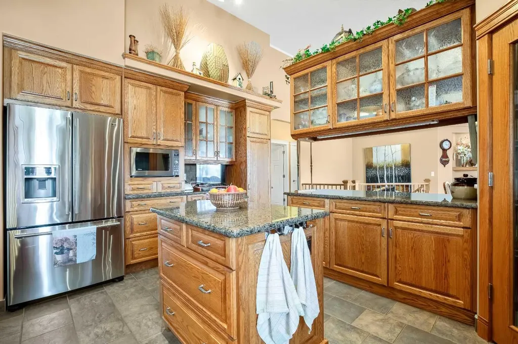 1126 Highland Green View NW High River AB T1V 1X1