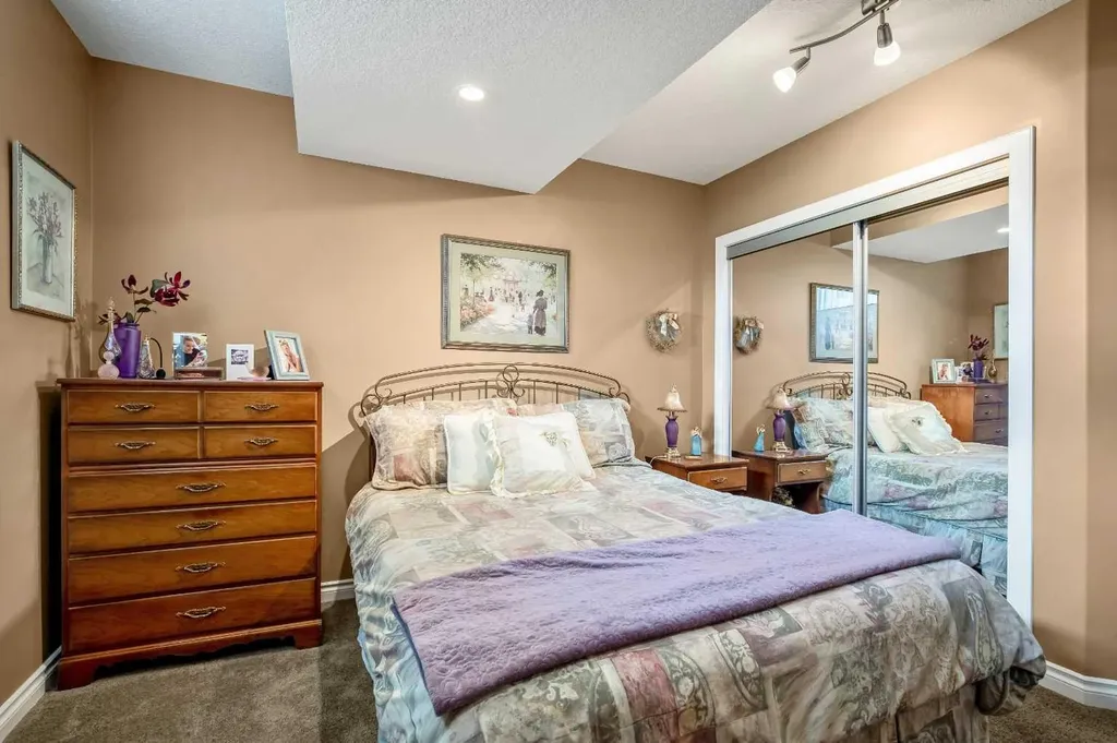 1126 Highland Green View NW High River AB T1V 1X1