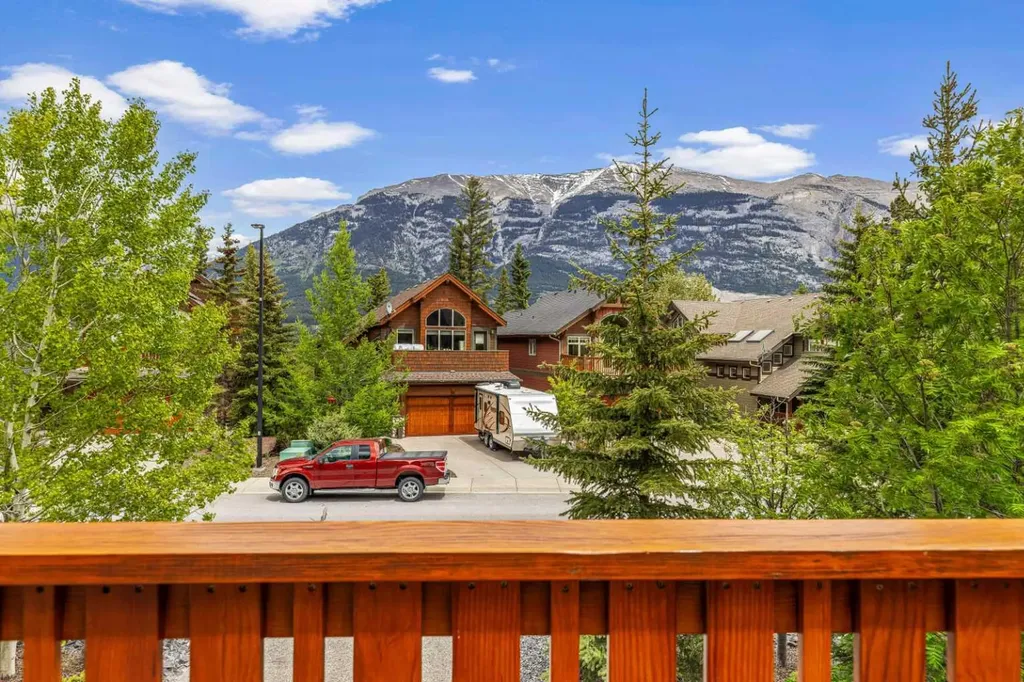 116 Casale Place Canmore AB T1W 3G2