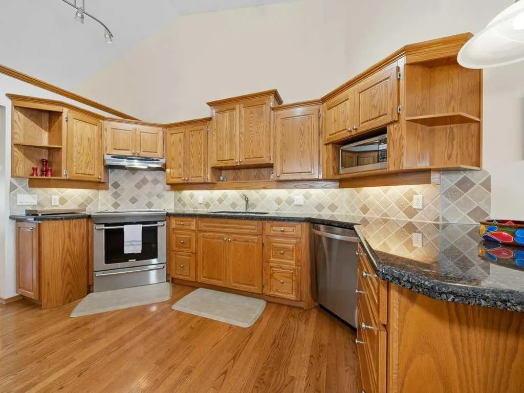 152 Waterstone Place SE Airdrie AB T4B 2G1