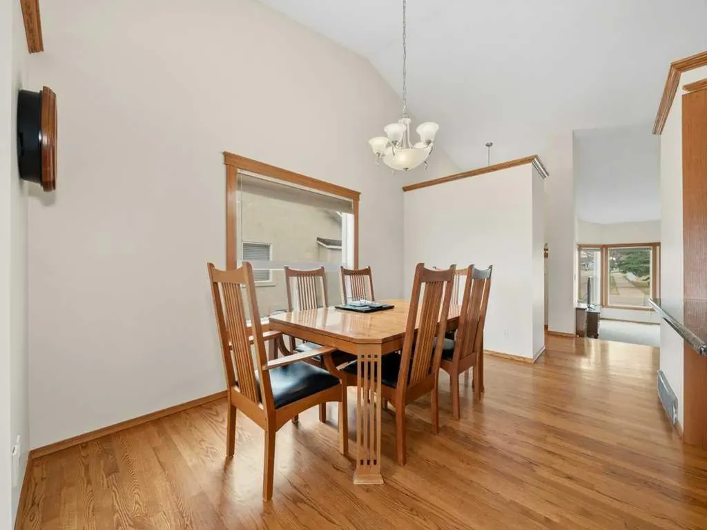 152 Waterstone Place SE Airdrie AB T4B 2G1