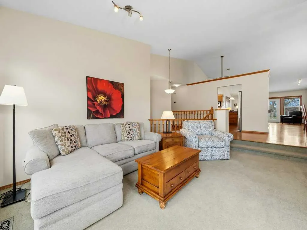 152 Waterstone Place SE Airdrie AB T4B 2G1