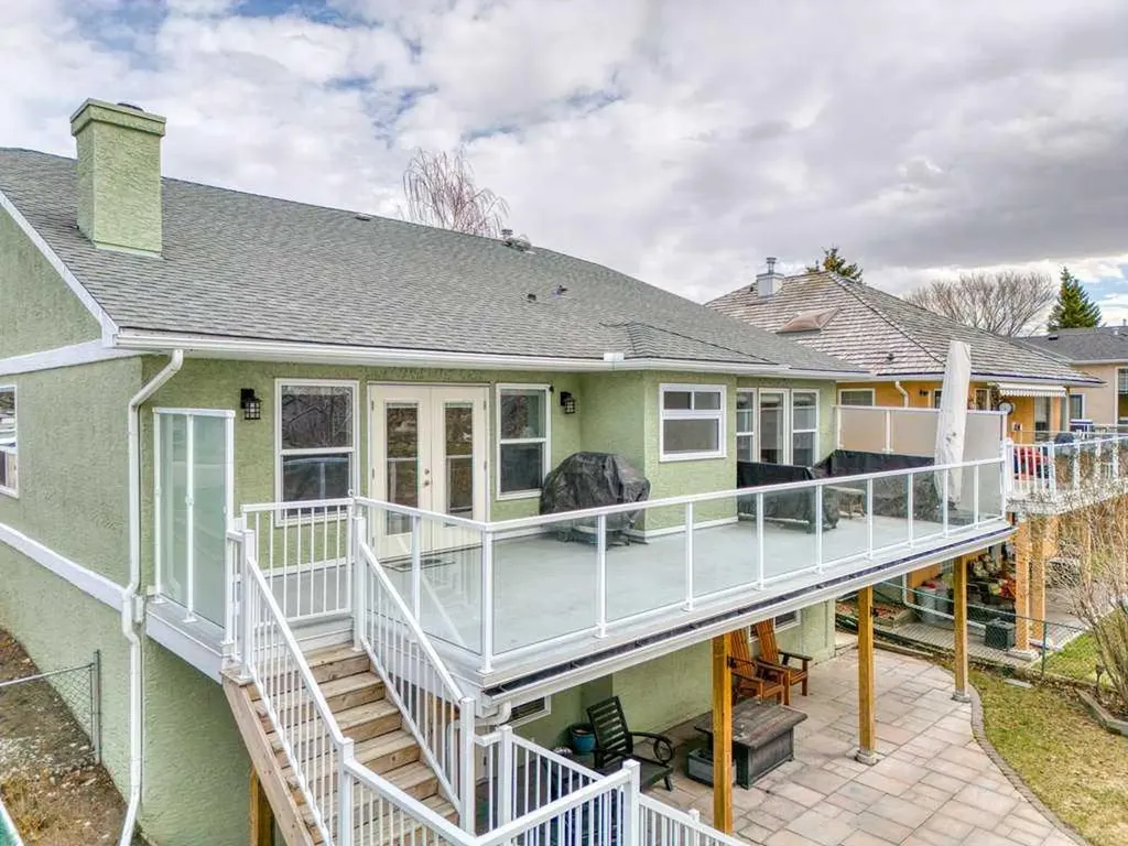 152 Waterstone Place SE Airdrie AB T4B 2G1