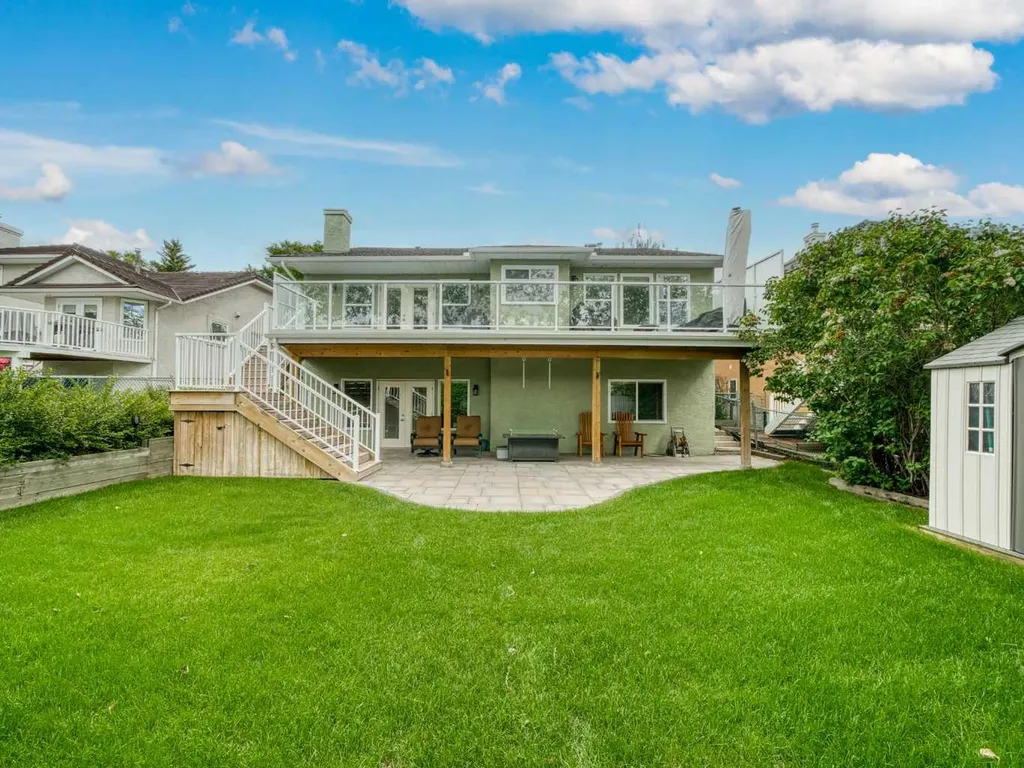 152 Waterstone Place SE Airdrie AB T4B 2G1