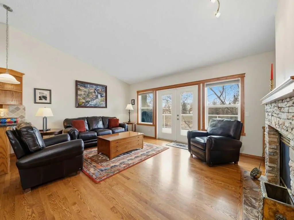152 Waterstone Place SE Airdrie AB T4B 2G1