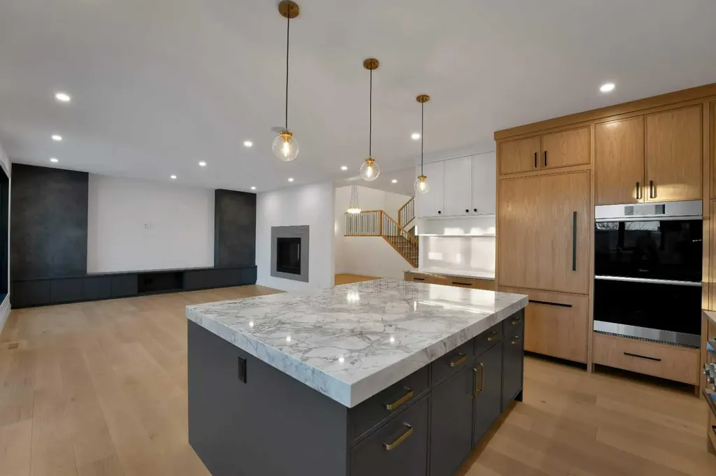 3511 34 Avenue SW Calgary AB T3E0Z6