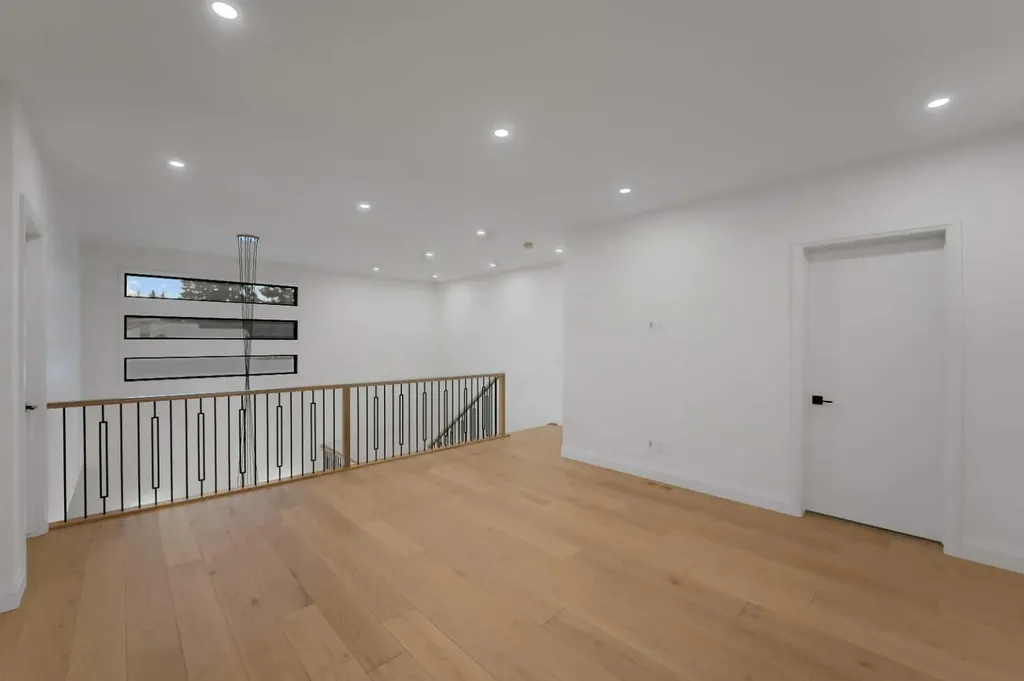 3511 34 Avenue SW Calgary AB T3E0Z6