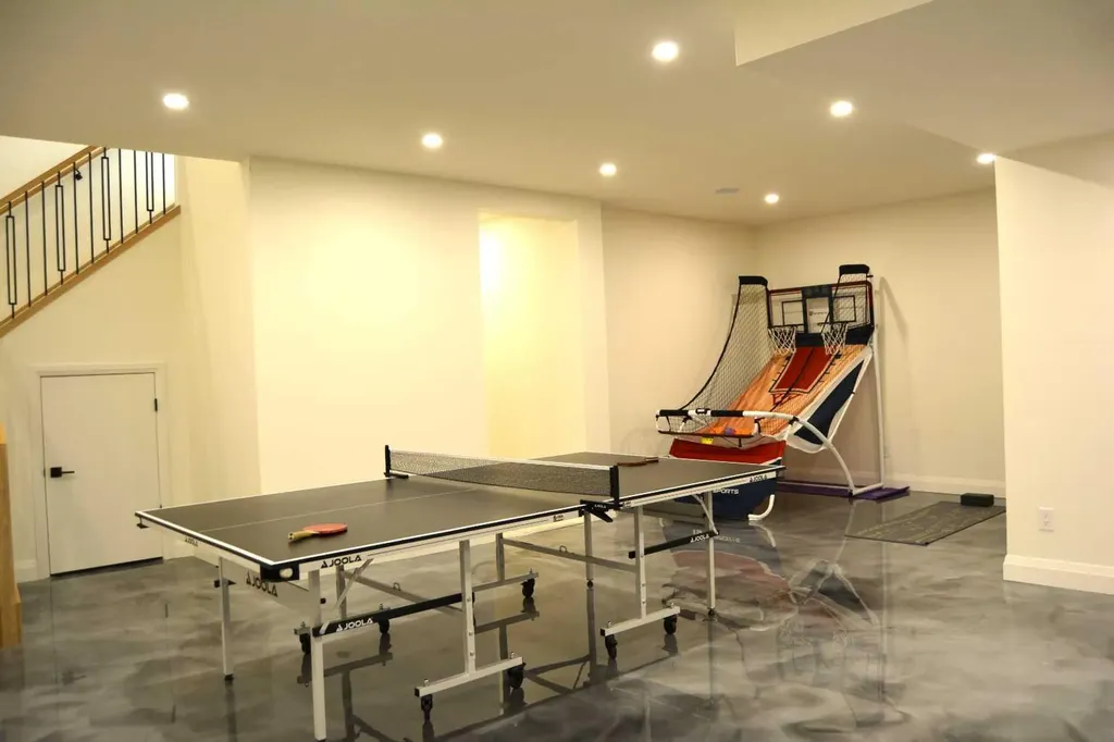 3511 34 Avenue SW Calgary AB T3E0Z6