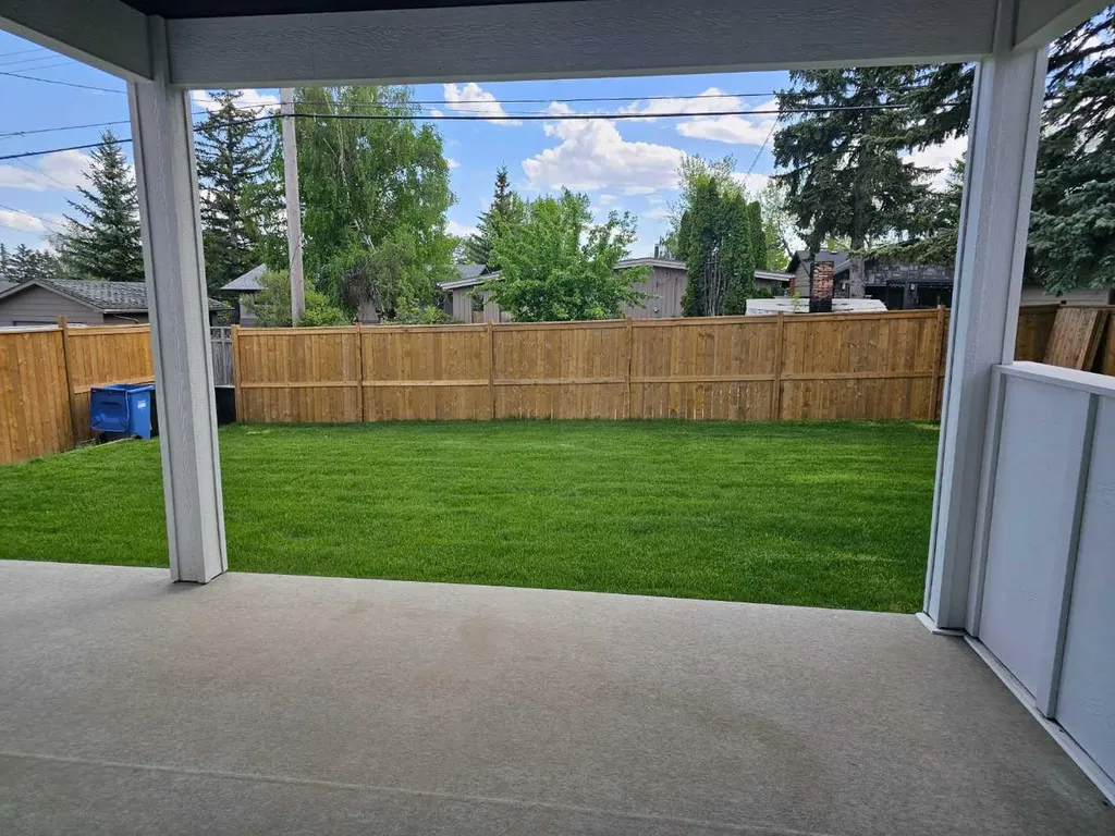 3511 34 Avenue SW Calgary AB T3E0Z6