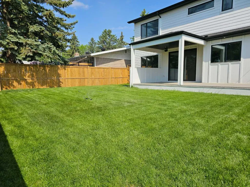 3511 34 Avenue SW Calgary AB T3E0Z6