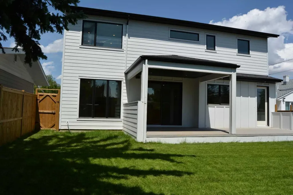 3511 34 Avenue SW Calgary AB T3E0Z6