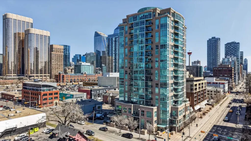 788 12 Avenue SW Calgary AB T3H 0S2