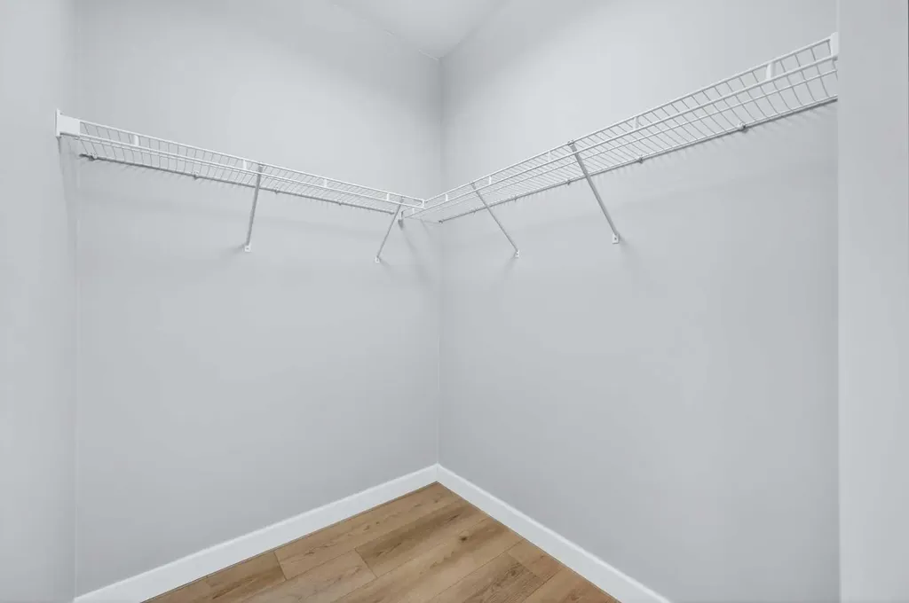 788 12 Avenue SW Calgary AB T3H 0S2