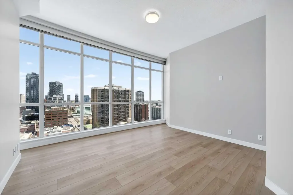 788 12 Avenue SW Calgary AB T3H 0S2