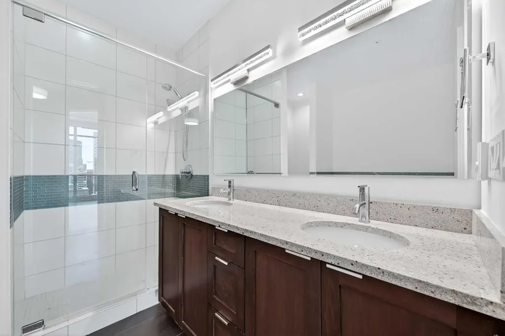 788 12 Avenue SW Calgary AB T3H 0S2