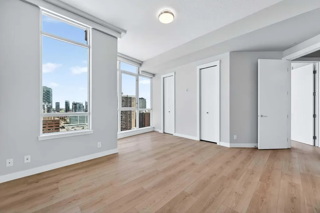 788 12 Avenue SW Calgary AB T3H 0S2