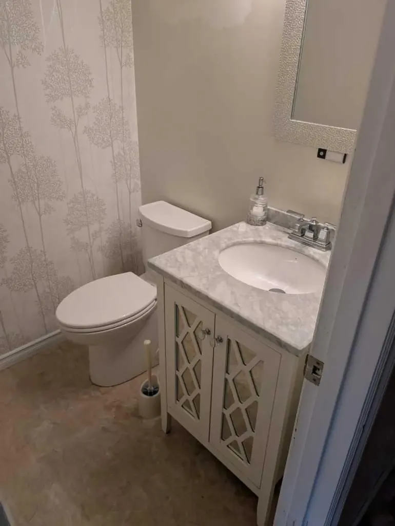 3711 Beaver Road NW Calgary AB T2L 1W9