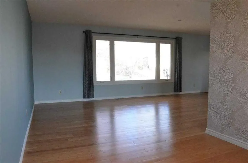 3711 Beaver Road NW Calgary AB T2L 1W9