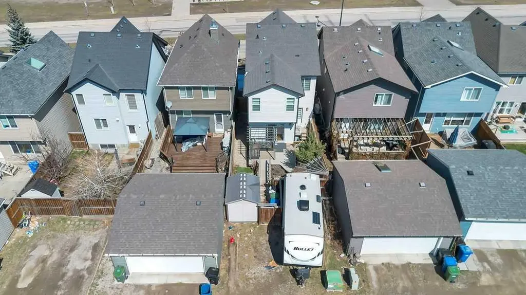 1721 New Brighton Drive SE Calgary AB T2Z 0T9