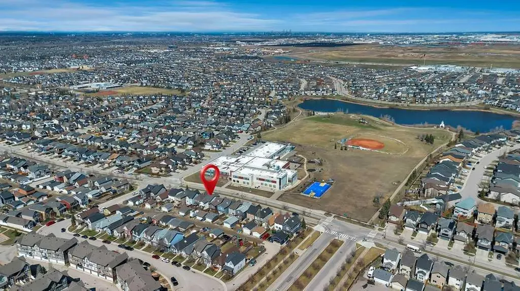 1721 New Brighton Drive SE Calgary AB T2Z 0T9
