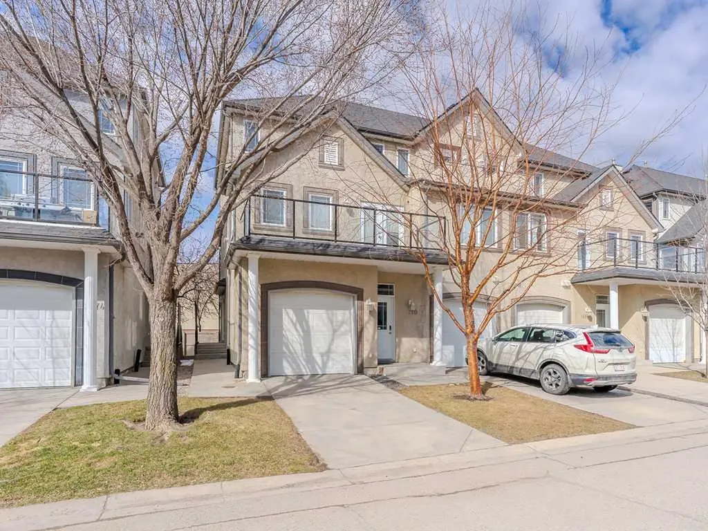 172 Simcoe Place SW Calgary AB T3H 4T7