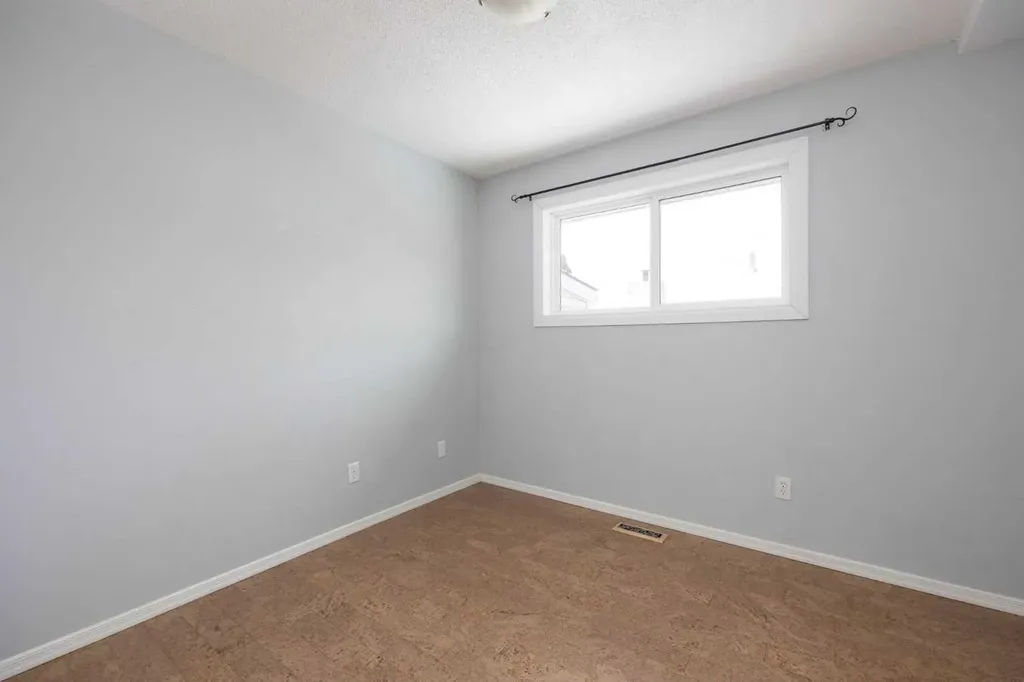 164 Wolverine Drive Fort Mcmurray AB T9H4L7