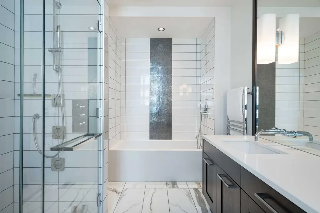 137 26 Avenue SW Calgary AB T2S0M2