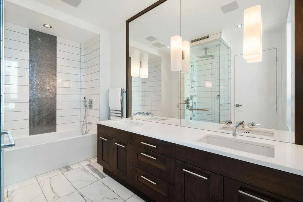 137 26 Avenue SW Calgary AB T2S0M2