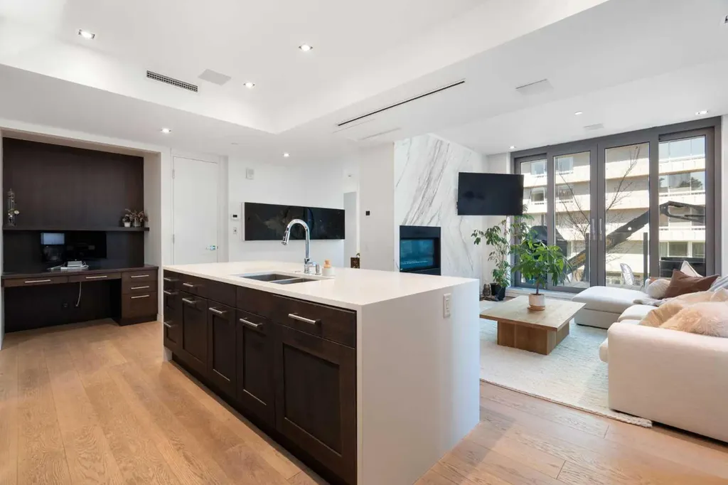 137 26 Avenue SW Calgary AB T2S0M2