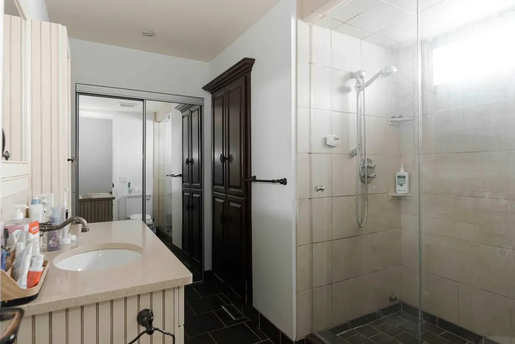 108 Robin Crescent Fort Mcmurray AB T9H 2W3