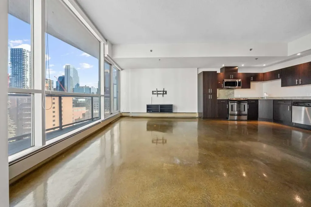 135 13 Avenue SW Calgary AB T2R 0W8