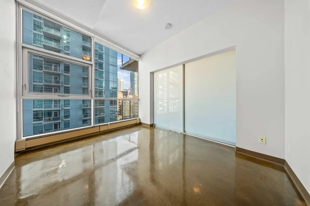 135 13 Avenue SW Calgary AB T2R 0W8